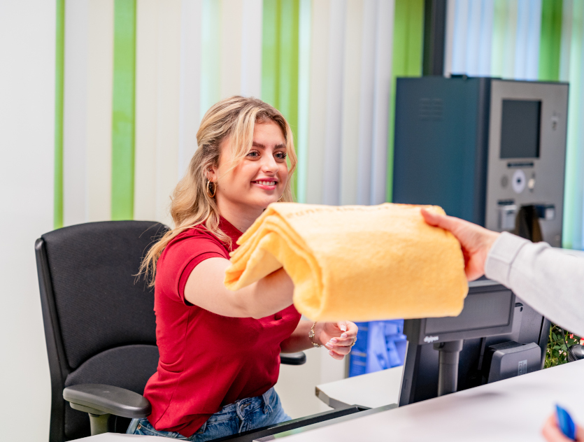 teaser-Baeder-Empfangsdame